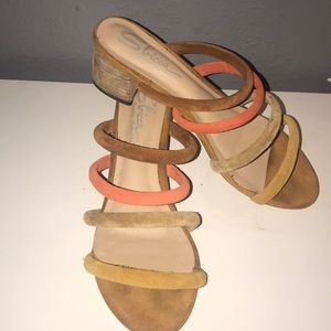 Vintage Short sandal heel